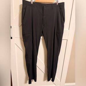 Roundtree & Yorke Men's Black Cargo Pants Athletic Performance 40x32